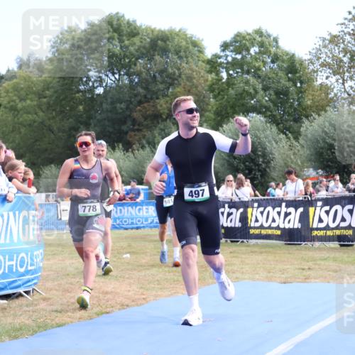 31.08.2025 - Elbe Triathlon Hamburg Strokosch-Dieckow http://msf.ph/oto/8653050 31.08.2025 11:19:12 Ziel 497, 778, 981 meine-sportfotos.de