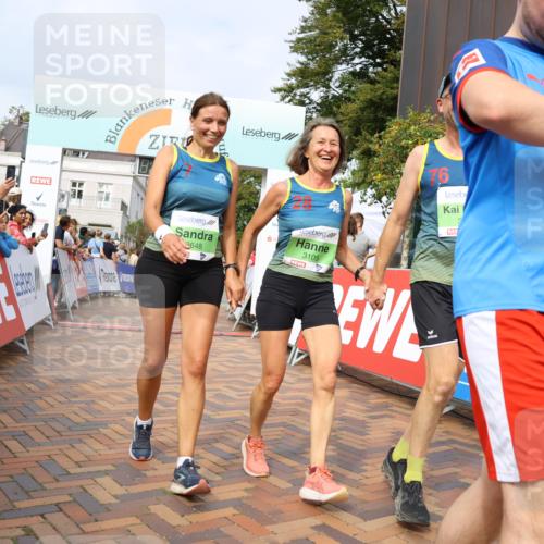 31.08.2025 - 21. Blankeneser Heldenlauf Strokosch-Dieckow http://msf.ph/oto/8653058 31.08.2025 11:08:34 Ziel 3273, 3649, 3648, 3105, 3376, 3677, 3010 meine-sportfotos.de