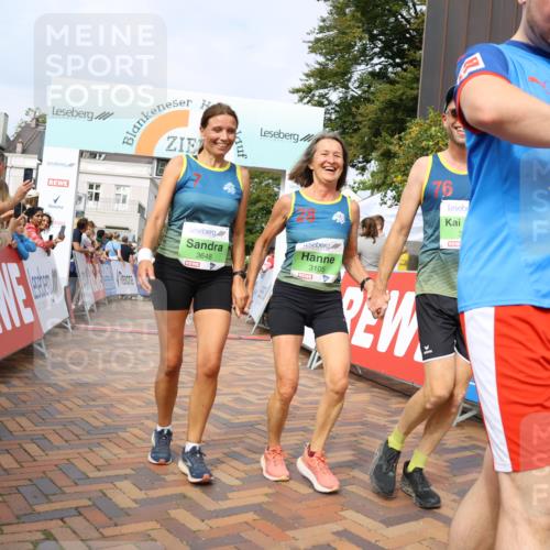 31.08.2025 - 21. Blankeneser Heldenlauf Strokosch-Dieckow http://msf.ph/oto/8653063 31.08.2025 11:08:34 Ziel 3273, 3649, 3648, 3105, 3376, 3677, 3010 meine-sportfotos.de