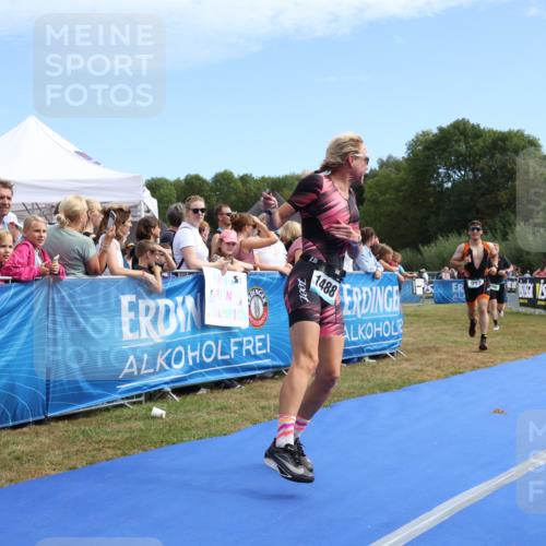 31.08.2025 - Elbe Triathlon Hamburg Strokosch-Dieckow http://msf.ph/oto/8653066 31.08.2025 11:19:20 Ziel 428, 696, 972, 981, 997 meine-sportfotos.de