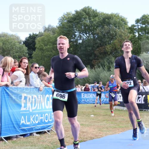 31.08.2025 - Elbe Triathlon Hamburg Strokosch-Dieckow http://msf.ph/oto/8653074 31.08.2025 11:19:24 Ziel 428, 690, 696, 900, 972, 997 meine-sportfotos.de