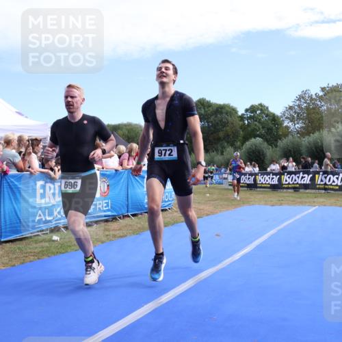 31.08.2025 - Elbe Triathlon Hamburg Strokosch-Dieckow http://msf.ph/oto/8653079 31.08.2025 11:19:25 Ziel 428, 690, 696, 900, 972, 997 meine-sportfotos.de