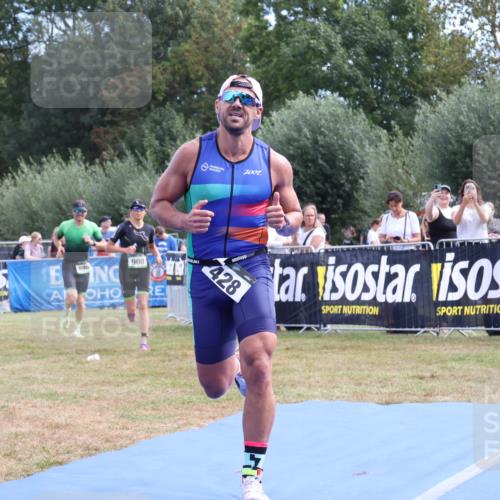 31.08.2025 - Elbe Triathlon Hamburg Strokosch-Dieckow http://msf.ph/oto/8653082 31.08.2025 11:19:27 Ziel 428, 690, 696, 900, 972, 997 meine-sportfotos.de