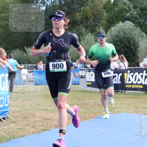 31.08.2025 - Elbe Triathlon Hamburg Strokosch-Dieckow http://msf.ph/oto/8653092 31.08.2025 11:19:31 Ziel 428, 690, 900, 1086, 1106 meine-sportfotos.de