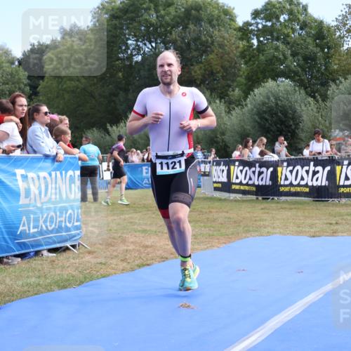 31.08.2025 - Elbe Triathlon Hamburg Strokosch-Dieckow http://msf.ph/oto/8653140 31.08.2025 11:19:47 Ziel 1052, 1093, 1121 meine-sportfotos.de