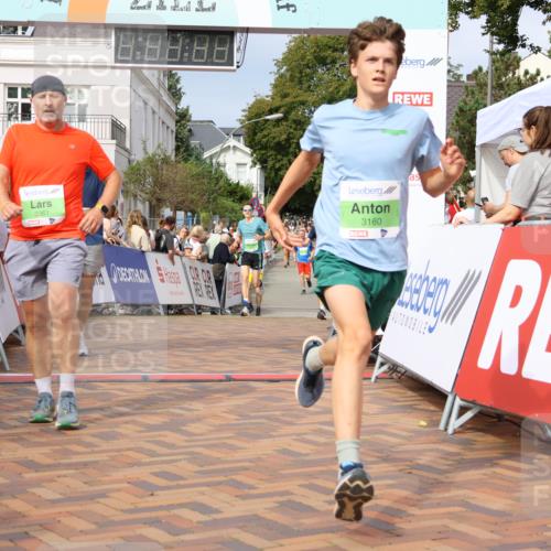 31.08.2025 - 21. Blankeneser Heldenlauf Strokosch-Dieckow http://msf.ph/oto/8653181 31.08.2025 11:08:20 Ziel 3334, 3160, 3693, 3688, 3687, 3361, 3029, 3128 meine-sportfotos.de