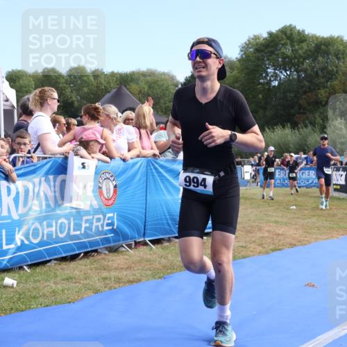 31.08.2025 - Elbe Triathlon Hamburg Strokosch-Dieckow http://msf.ph/oto/8653183 31.08.2025 11:20:19 Ziel 994, 1048, 1107, 1445 meine-sportfotos.de