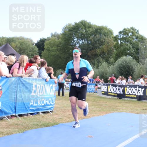 31.08.2025 - Elbe Triathlon Hamburg Strokosch-Dieckow http://msf.ph/oto/8653191 31.08.2025 11:20:27 Ziel 454, 708, 996, 1107, 1196 meine-sportfotos.de