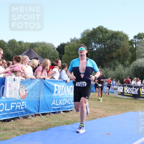 31.08.2025 - Elbe Triathlon Hamburg Strokosch-Dieckow http://msf.ph/oto/8653193 31.08.2025 11:20:27 Ziel 454, 708, 996, 1107, 1196 meine-sportfotos.de