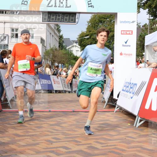 31.08.2025 - 21. Blankeneser Heldenlauf Strokosch-Dieckow http://msf.ph/oto/8653194 31.08.2025 11:08:20 Ziel 3334, 3160, 3693, 3688, 3687, 3361, 3029, 3128 meine-sportfotos.de