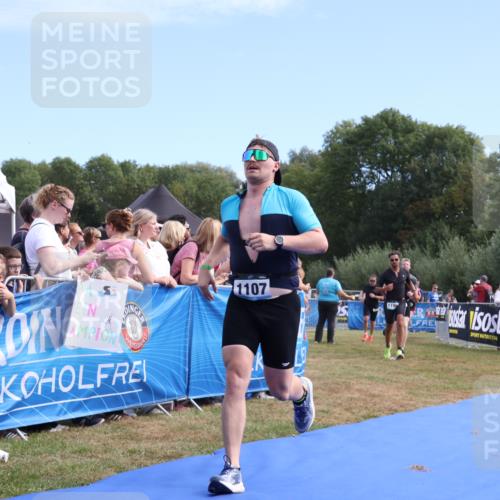 31.08.2025 - Elbe Triathlon Hamburg Strokosch-Dieckow http://msf.ph/oto/8653196 31.08.2025 11:20:27 Ziel 454, 708, 996, 1107, 1196 meine-sportfotos.de