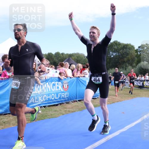 31.08.2025 - Elbe Triathlon Hamburg Strokosch-Dieckow http://msf.ph/oto/8653211 31.08.2025 11:20:32 Ziel 454, 708, 965, 996, 1107, 1196, 1227 meine-sportfotos.de
