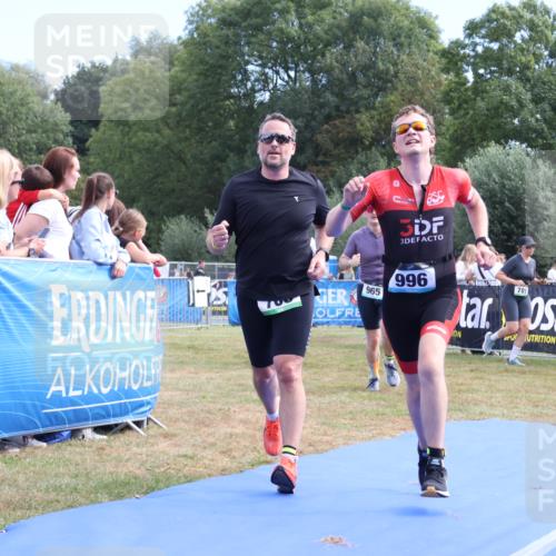 31.08.2025 - Elbe Triathlon Hamburg Strokosch-Dieckow http://msf.ph/oto/8653216 31.08.2025 11:20:33 Ziel 454, 708, 965, 996, 1196, 1227 meine-sportfotos.de