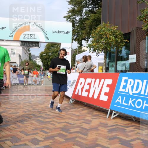31.08.2025 - 21. Blankeneser Heldenlauf Strokosch-Dieckow http://msf.ph/oto/8653221 31.08.2025 11:08:15 Ziel 3334, 3160, 3693, 3141, 3140, 3474, 3472, 3361, 3248, 3029 meine-sportfotos.de