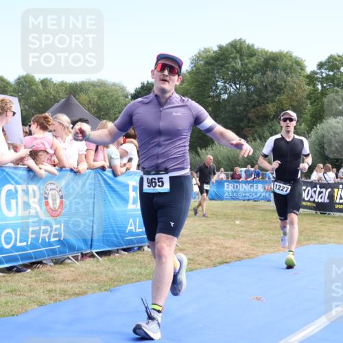 31.08.2025 - Elbe Triathlon Hamburg Strokosch-Dieckow http://msf.ph/oto/8653231 31.08.2025 11:20:37 Ziel 708, 965, 996, 1227 meine-sportfotos.de