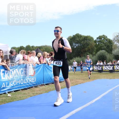 31.08.2025 - Elbe Triathlon Hamburg Strokosch-Dieckow http://msf.ph/oto/8653250 31.08.2025 11:20:53 Ziel 561, 895, 933, 1020, 1065, 1155 meine-sportfotos.de