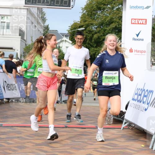 31.08.2025 - 21. Blankeneser Heldenlauf Strokosch-Dieckow http://msf.ph/oto/8653280 31.08.2025 11:08:10 Ziel 3334, 3141, 3140, 3474, 3472, 3248, 3029 meine-sportfotos.de