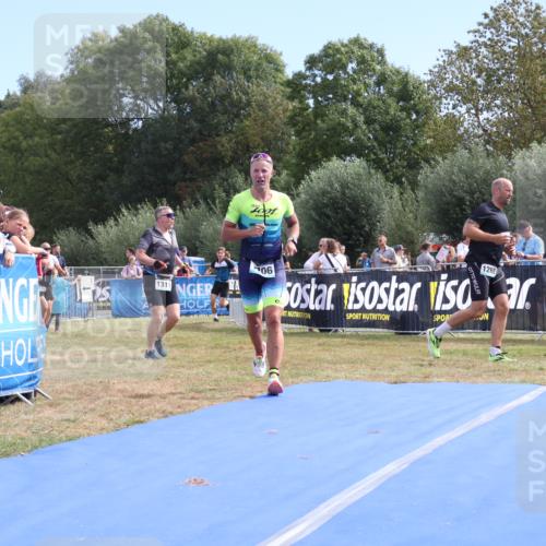 31.08.2025 - Elbe Triathlon Hamburg Strokosch-Dieckow http://msf.ph/oto/8653291 31.08.2025 11:21:19 Ziel 707, 918, 929, 934, 973, 1183, 1206 meine-sportfotos.de
