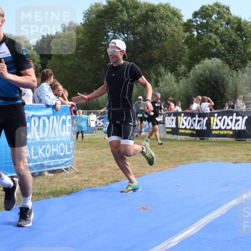 31.08.2025 - Elbe Triathlon Hamburg Strokosch-Dieckow http://msf.ph/oto/8653308 31.08.2025 11:21:27 Ziel 929, 934, 975, 1183 meine-sportfotos.de