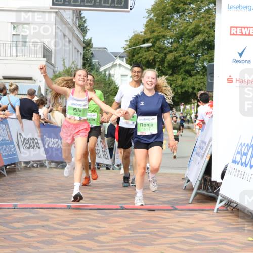 31.08.2025 - 21. Blankeneser Heldenlauf Strokosch-Dieckow http://msf.ph/oto/8653328 31.08.2025 11:08:10 Ziel 3334, 3141, 3140, 3474, 3472, 3248, 3029 meine-sportfotos.de