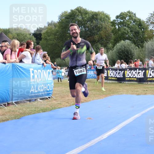 31.08.2025 - Elbe Triathlon Hamburg Strokosch-Dieckow http://msf.ph/oto/8653329 31.08.2025 11:22:03 Ziel 473, 754, 991, 1082, 1158 meine-sportfotos.de