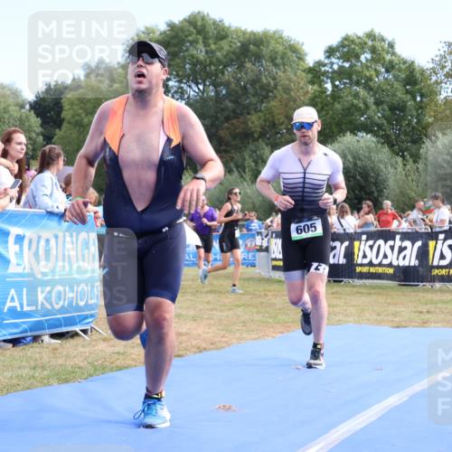 31.08.2025 - Elbe Triathlon Hamburg Strokosch-Dieckow http://msf.ph/oto/8653338 31.08.2025 11:22:12 Ziel 511, 605, 991, 1158 meine-sportfotos.de