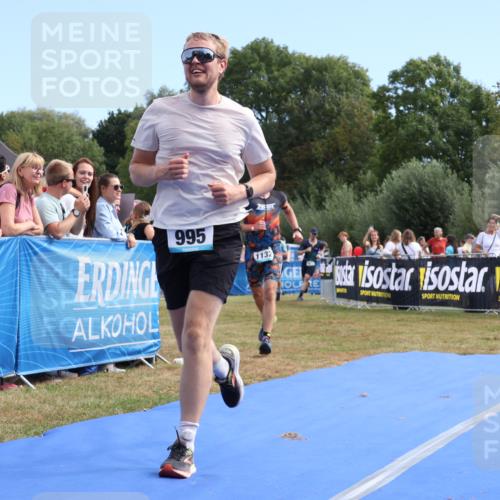 31.08.2025 - Elbe Triathlon Hamburg Strokosch-Dieckow http://msf.ph/oto/8653359 31.08.2025 11:22:34 Ziel 622, 995, 1077, 1132 meine-sportfotos.de