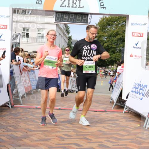 31.08.2025 - 21. Blankeneser Heldenlauf Strokosch-Dieckow http://msf.ph/oto/8653361 31.08.2025 11:07:54 Ziel 3665, 3239, 3023, 3532, 3719, 3728 meine-sportfotos.de