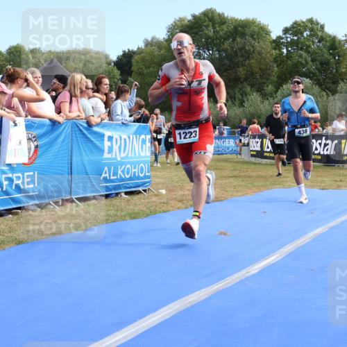 31.08.2025 - Elbe Triathlon Hamburg Strokosch-Dieckow http://msf.ph/oto/8653379 31.08.2025 11:23:08 Ziel 438, 980, 1008, 1105, 1209, 1223 meine-sportfotos.de