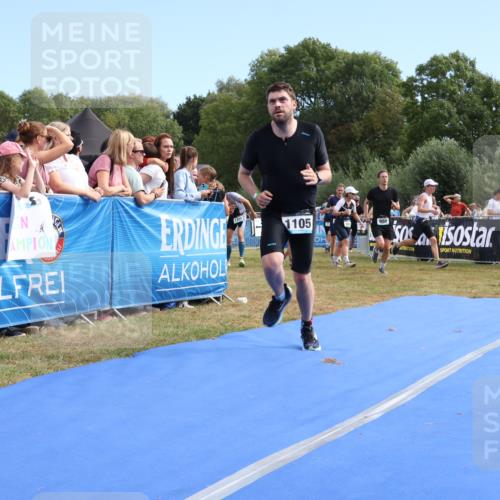 31.08.2025 - Elbe Triathlon Hamburg Strokosch-Dieckow http://msf.ph/oto/8653386 31.08.2025 11:23:11 Ziel 418, 438, 980, 1008, 1105, 1209, 1223 meine-sportfotos.de