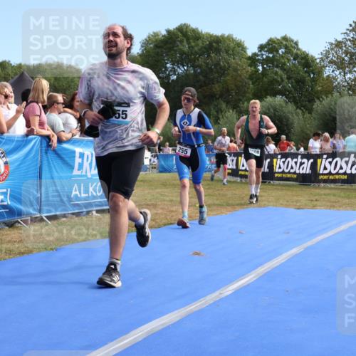 31.08.2025 - Elbe Triathlon Hamburg Strokosch-Dieckow http://msf.ph/oto/8653403 31.08.2025 11:23:23 Ziel 255, 418, 567, 1043, 1055, 1108, 1274 meine-sportfotos.de