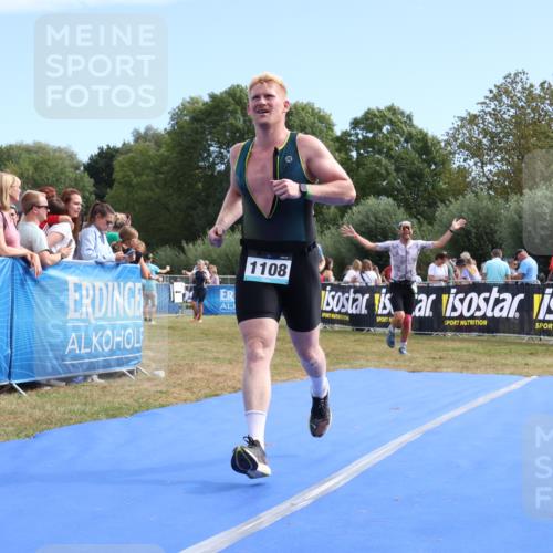 31.08.2025 - Elbe Triathlon Hamburg Strokosch-Dieckow http://msf.ph/oto/8653409 31.08.2025 11:23:25 Ziel 255, 567, 1043, 1055, 1075, 1108, 1274 meine-sportfotos.de