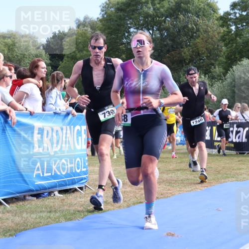 31.08.2025 - Elbe Triathlon Hamburg Strokosch-Dieckow http://msf.ph/oto/8653422 31.08.2025 11:24:07 Ziel 570, 617, 739, 741, 788, 1039, 1054, 1240 meine-sportfotos.de