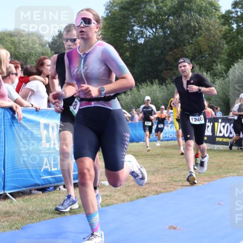 31.08.2025 - Elbe Triathlon Hamburg Strokosch-Dieckow http://msf.ph/oto/8653423 31.08.2025 11:24:07 Ziel 570, 617, 739, 741, 788, 1039, 1054, 1240 meine-sportfotos.de