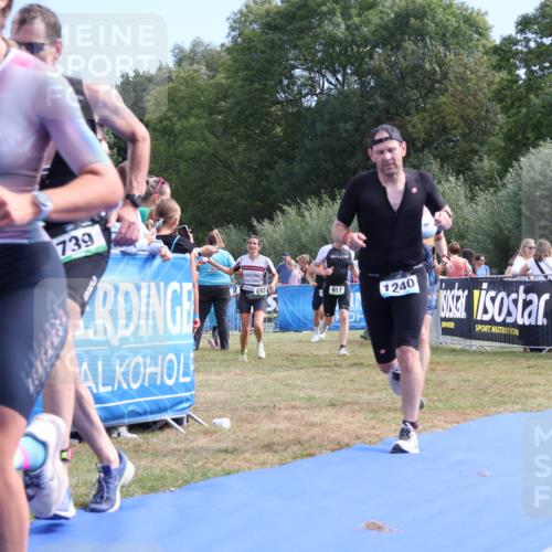 31.08.2025 - Elbe Triathlon Hamburg Strokosch-Dieckow http://msf.ph/oto/8653424 31.08.2025 11:24:08 Ziel 570, 617, 739, 741, 788, 1039, 1054, 1240 meine-sportfotos.de