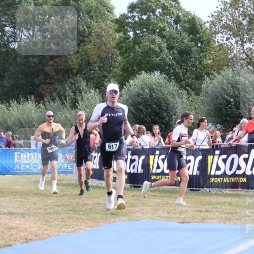 31.08.2025 - Elbe Triathlon Hamburg Strokosch-Dieckow http://msf.ph/oto/8653432 31.08.2025 11:24:11 Ziel 570, 617, 739, 741, 788, 1039, 1054, 1193, 1240, 1287 meine-sportfotos.de