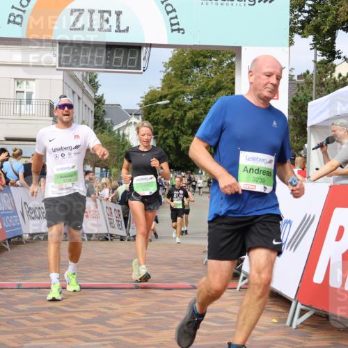 31.08.2025 - 21. Blankeneser Heldenlauf Strokosch-Dieckow http://msf.ph/oto/8653441 31.08.2025 11:07:47 Ziel 3456, 3239, 3023, 3161, 3728 meine-sportfotos.de