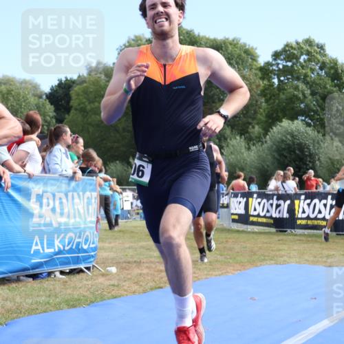 31.08.2025 - Elbe Triathlon Hamburg Strokosch-Dieckow http://msf.ph/oto/8653449 31.08.2025 11:24:21 Ziel 406, 1080, 1094, 1098, 1170, 1193, 1287 meine-sportfotos.de
