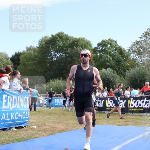 31.08.2025 - Elbe Triathlon Hamburg Strokosch-Dieckow http://msf.ph/oto/8653462 31.08.2025 11:24:27 Ziel 643, 1080, 1094, 1098, 1170, 1208 meine-sportfotos.de
