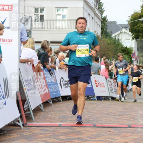 31.08.2025 - 21. Blankeneser Heldenlauf Strokosch-Dieckow http://msf.ph/oto/8653467 31.08.2025 10:26:01 Ziel 2736, 2777, 2342, 2193, 2070, 2241, 2243, 2119, 2118 meine-sportfotos.de