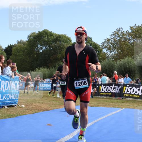 31.08.2025 - Elbe Triathlon Hamburg Strokosch-Dieckow http://msf.ph/oto/8653469 31.08.2025 11:24:32 Ziel 627, 643, 1094, 1170, 1208 meine-sportfotos.de