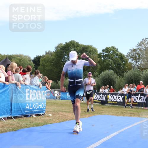 31.08.2025 - Elbe Triathlon Hamburg Strokosch-Dieckow http://msf.ph/oto/8653474 31.08.2025 11:24:44 Ziel 558, 627, 629, 750, 1164 meine-sportfotos.de