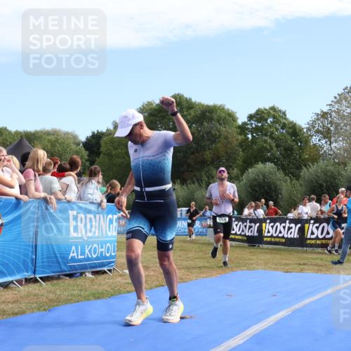 31.08.2025 - Elbe Triathlon Hamburg Strokosch-Dieckow http://msf.ph/oto/8653475 31.08.2025 11:24:44 Ziel 558, 627, 629, 750, 1164 meine-sportfotos.de