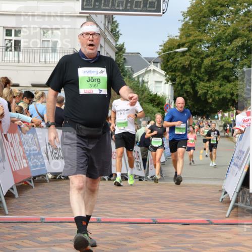 31.08.2025 - 21. Blankeneser Heldenlauf Strokosch-Dieckow http://msf.ph/oto/8653479 31.08.2025 11:07:43 Ziel 3456, 3239, 3023, 3453, 3161, 3728 meine-sportfotos.de
