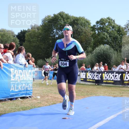 31.08.2025 - Elbe Triathlon Hamburg Strokosch-Dieckow http://msf.ph/oto/8653489 31.08.2025 11:25:14 Ziel 504, 684 meine-sportfotos.de
