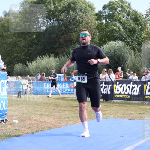 31.08.2025 - Elbe Triathlon Hamburg Strokosch-Dieckow http://msf.ph/oto/8653505 31.08.2025 11:25:35 Ziel 569, 935, 1003 meine-sportfotos.de