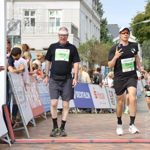 31.08.2025 - 21. Blankeneser Heldenlauf Strokosch-Dieckow http://msf.ph/oto/8653519 31.08.2025 11:07:41 Ziel 3562, 3456, 3453, 3161 meine-sportfotos.de