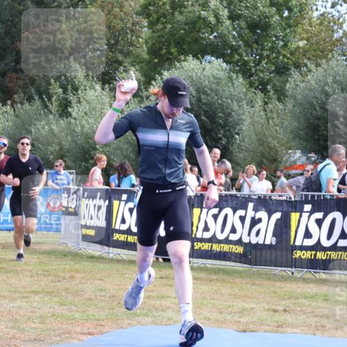 31.08.2025 - Elbe Triathlon Hamburg Strokosch-Dieckow http://msf.ph/oto/8653520 31.08.2025 11:25:41 Ziel 569, 935, 1003, 1062, 1139 meine-sportfotos.de