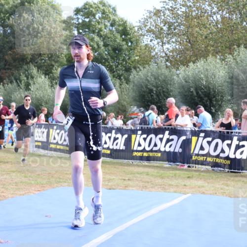 31.08.2025 - Elbe Triathlon Hamburg Strokosch-Dieckow http://msf.ph/oto/8653524 31.08.2025 11:25:42 Ziel 610, 935, 1003, 1062, 1139, 1246 meine-sportfotos.de