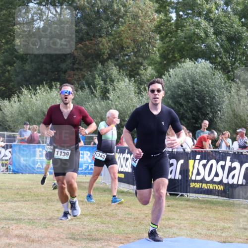 31.08.2025 - Elbe Triathlon Hamburg Strokosch-Dieckow http://msf.ph/oto/8653530 31.08.2025 11:25:44 Ziel 610, 935, 966, 1062, 1139, 1246 meine-sportfotos.de